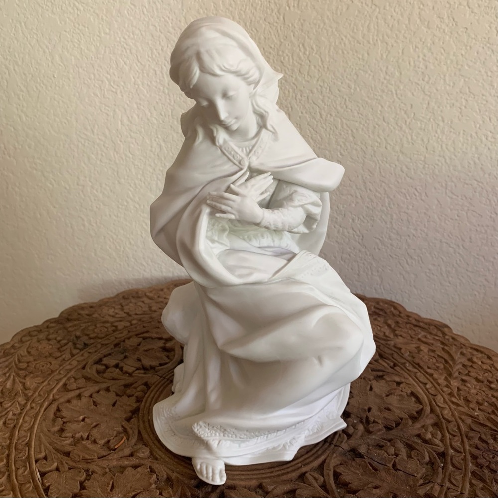 Rare Vintage 80s LLADRO 1387.3 Virgin Mary White Matte Finish Nativity Figurine